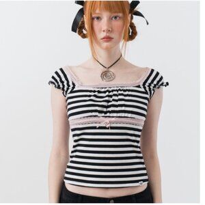 Sixth Dimension Beetle Tee, Size Small